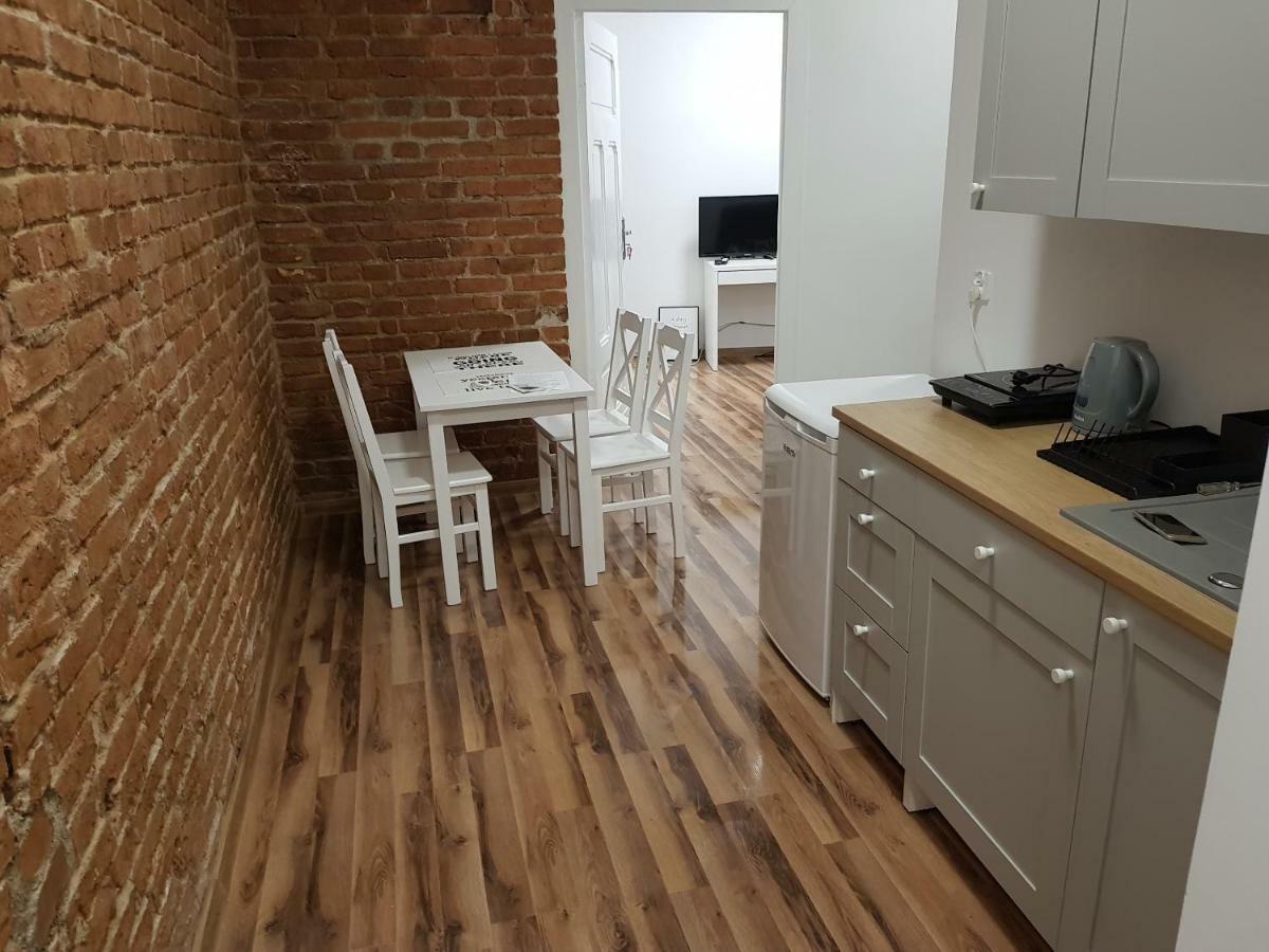 Apartament Nr 15 - 2 Pokoje Z Prywatnymi Lazienkami Centrum Poznaň Exteriér fotografie