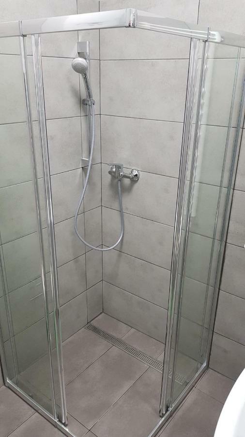 Apartament Nr 15 - 2 Pokoje Z Prywatnymi Lazienkami Centrum Poznaň Exteriér fotografie